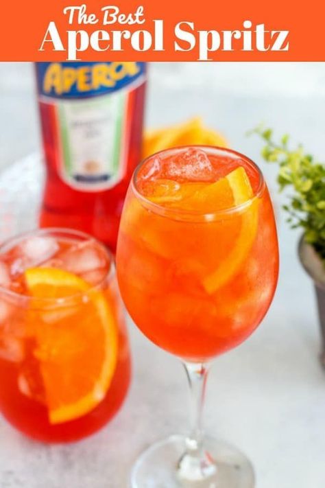 Cocktail Aperol Spritz, Spritz Aperol, Celebrating Sweets, Cuban Sandwiches, Aperol Spritz Recipe, Spritz Recipe, Italian Cocktails, Fruit Salad Recipes, Aperol Spritz