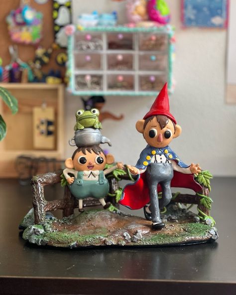 It’s done!!🍁🧡 Over the Garden Wall is a national treasure and a delight. I already re-watched the series 3 times this fall lol. I am so pleased that my first large figurine turned out so well! I am beyond proud and it makes me so happy to look at it! I learned a lot during the process and had so much fun! And in the end, having fun is and enjoying yourself is what making art is all about🧡 Happy Autumn!!!🎃🍁 #overthegardenwall #wirt #greg #jasonfunderburker #clay #polymerclay #polymerclayfigu... Happy Autumn, Over The Garden Wall, Ceramics Ideas, Ceramics Ideas Pottery, National Treasure, In The End, Series 3, Happy Fall, Garden Wall