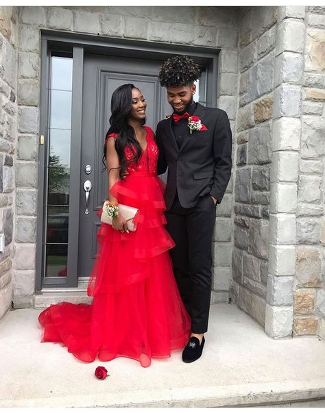 Follow me @Cleopatra4563💗 Red And Black Hoco Couples, Red And Black Prom Couples, Black And Red Prom Suits, Black And Red Tux, Red Prom Couple, Hippie Prom Dress, Cheap Red Prom Dresses, Red Prom Suit, Prom Outfits For Guys