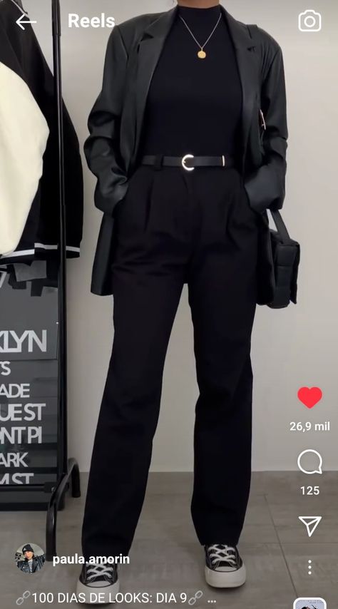 Smart All Black Outfit, Women Black Button Down Outfit, All Black Slacks Outfit, Black Slacks Winter Outfit, Elevated Black Outfits, Dark Business Casual Outfits, Slacks And Tshirt Outfit Women, Ulta Beauty Advisor Outfits, Smart Casual Women Black