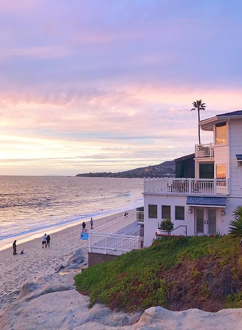 California Beach Home Aesthetic, Living On Beach, Laguna Beach California Houses, Beach House In California, Big White House On The Beach, California Laguna Beach, Apartment Near Beach, Houses By The Ocean, Laguna Beach Homes