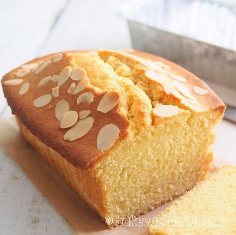 Quick Baking, Yoghurt Cake, Butter Cake Recipe, Lemon Yogurt, Leftover Cake, Yogurt Cake, Kitchen Cookbook, Loaf Cake, Pound Cake Recipes