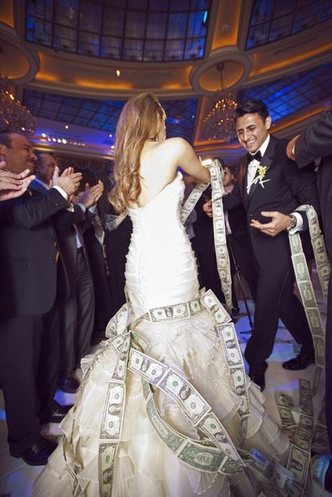 Traditional money dance // Duke Photography // http://www.theknot.com/submit-your-wedding/photo/753f6f49-065d-48d1-a2c1-0fba06f832f9/A-Taglyan-Fairytale-Wedding Latin Wedding, Dollar Dance, Duke Photography, Filipino Wedding, Romantic Dance, Bride To Be Sash, Wedding Couple Photos, Money Dance, Wedding Music