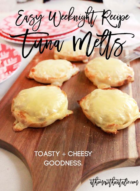 Shared on the blog an easy weeknight recipe! Tuna Melts with Bays English Muffins that make them that more delicious! I always feel nostalgic eating these! White American Cheese, Tuna Melt Recipe, Specialty Sandwiches, English Muffin Recipes, Tuna Melt, Toast In The Oven, Tuna Melts, English Muffins, Easy Weeknight Dinner