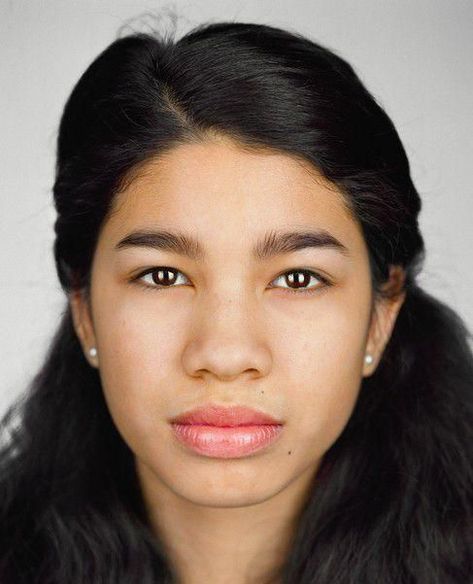 The origin of different races: The scientific reason why our facial features (nose; lips), and skin colours are different – chiniquy Caucasian Race, Martin Schoeller, Art App, Different Races, Nose Shapes, Flat Nose, Physical Features, Face Reference, Big Noses