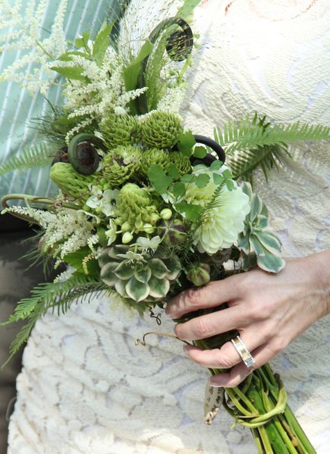 Green Leafy Bouquet, Leafy Wedding Bouquet, All Green Bouquet, Garden Wedding Flowers Arrangements, Wedding Bouquets Spring, Forest Bouquet, Becky Hemsley, Fern Bouquet, Backyard Garden Wedding