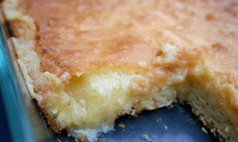 Philadelphia Butter Cake Recipe Philadelphia Butter Cake Recipe, Butter Kuchen Recipe, German Butter Cake, Unhealthy Recipes, Butter Cakes, Gooey Bars, Carrot Cakes, Yummy Deserts, Dessert Cakes