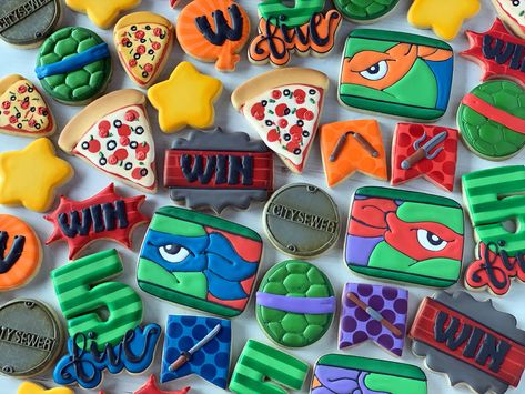 Tmnt Cookies, Ninja Turtle Cookies, Fancy Deserts, Ninja Turtle Pizza, Cookie Tips, Royal Cookies, Cookie Bouquets, Butter Shortbread, Tmnt Birthday