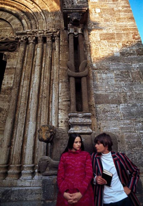 Romeo And Juliet 1968, Film Romeo And Juliet, Zeffirelli Romeo And Juliet, Juliet 1968, Juliet Movie, Leonard Whiting, Susan George, Olivia Hussey, Period Movies