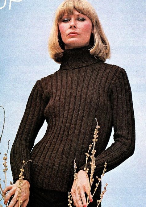 Sirdar sweater knitting pattern in DK. POLO NECK. Ladies jumper ribbed pullover Knitting Simple, Trousers Pattern, Simple Sweater, Sweater Knitting Pattern, Simple Sweaters, Sweater Knitting, Sweater Knitting Patterns, Polo Neck, Vintage Knitting