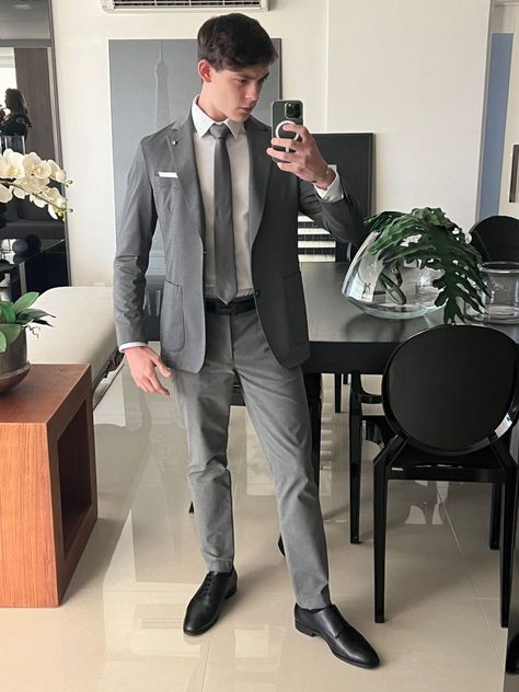 Business Casual Attire For Men, Grunge Boys, Attorney Outfit, Dapper Style, Guys Clothing Styles, Groomsmen Attire, Aesthetic Guys, Business Outfit, Suit And Tie