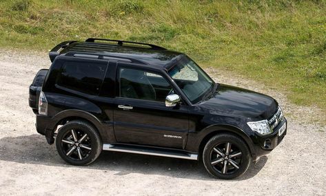 New Mitsubishi Shogun SWB Barbarian for UK Will Make You Miss The Montero Pajero Off Road, M4 Gts, Mitsubishi Shogun, Toyota Rav, Montero Sport, Mitsubishi Motors, Bmw 2, Suv Cars, Car Ideas