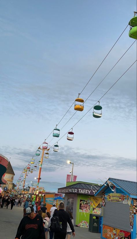 Santa Cruz California Boardwalk, Boardwalk Santa Cruz, Santa Cruz Boardwalk Aesthetic, Santa Cruz Boardwalk Outfit, Santa Cruz California Aesthetic, Uc Santa Cruz Aesthetic, Beach Boardwalk Aesthetic, Cruel Illusions, California Dreaming Aesthetic