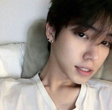 #wattpad #de-todo fotos de chicos coreanos para que deleiten su vista Ullzang Boys, Boys Korean, I Hate Boys, Kore Ulzzang, Asian Man, Asian Guys, Korean Ulzzang, Cute Asian Guys