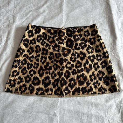 Vintage black leopard print mini skirt Vintage... - Depop Cheetah Print Mini Skirt, Cheetah Print Clothes, Mini Skirt Aesthetic, Animal Print Mini Skirt, Leopard Mini Skirt, Cheetah Clothes, Cheetah Print Skirt, Leopard Print Mini Skirt, Mini Skirt Vintage