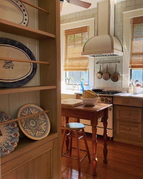 Laurel Mercantile, Hgtv Kitchens, Erin Napier, Victorian House Plans, Walk Down Memory Lane, Walnut Kitchen, Kitchen Plans, Kitchen Redo, Kitchen Reno