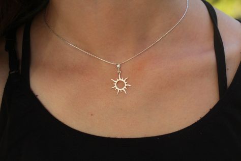 Sunburst Jewelry, Sun Solar, Yoga Trainer, Sun Necklace, Elf Ears, Sun Pendant, Sea Lover, Jewelry Minimalist, Gold Sun