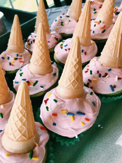 Ice Cream Birthday Party Theme, Birthday Dessert Table, Cone Cupcakes, Ice Cream Cone Cupcakes, Dessert Table Birthday, Cupcake Cones, Birthday Dessert, Ice Cream Cupcakes, Cupcakes Recipes