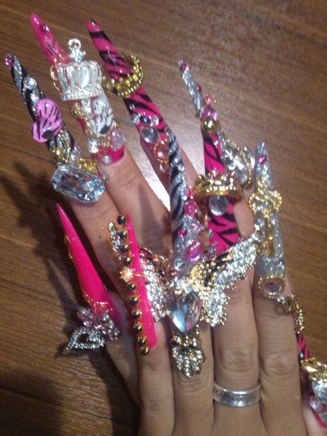 Gyaru Nails, Duck Nails, Nail Art For Beginners, Fesyen Rambut, Y2k Nails, Pretty Nail Designs, Pretty Gel Nails, Really Cute Nails, Bling Acrylic Nails