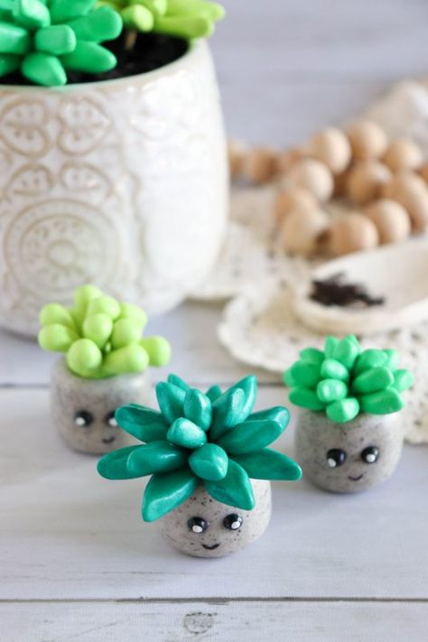 Clay Craft Ideas, Succulent Clay, Polymer Clay Ideas, Polymer Clay Craft, Polymer Clay Mushroom, Easy Polymer Clay, Clay Pen, Clay Bowls, Clay Wall Hanging