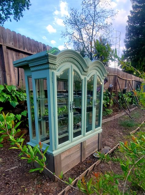 https://fb.watch/ruF6gbbYvr/?mibextid=Nif5oz Diy Greenhouse Plans, Outdoor Greenhouse, Backyard Greenhouse, Greenhouse Gardening, Garden Yard Ideas, Garden Structures, How To Design, Garden Shed, Backyard Landscaping Designs