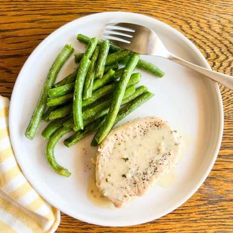 Creamy Boursin Pork Chops - Keeping On Point Fried Pork Tenderloin, Cheese Pork Chops, Keeping On Point, Tender Pork Chops, Ww Recipe, Seared Pork Chops, Sandwich Sides, Boursin Cheese, Herb Cheese