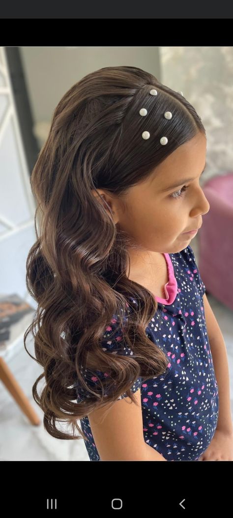 Hairstyle For Kids Graduation, Kinder Graduation Hairstyles, Toddler Graduation Hairstyles, Kids Graduation Hairstyles, Kids Formal Hairstyles, Kindergarten Graduation Hairstyles, Graduation Hairstyles For Kids, Toddler Pageant Hair, Pageant Hair For Kids