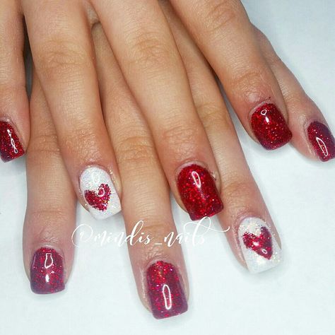 Valentines Nails Valentines Day Nails Red Glitter, Valentine’s Day Glitter Nails, Pink Glitter Valentines Day Nails, Valentines Day Nails Glitter Sparkle, Red Sparkle Valentine Nails, Reflective Glitter Nails Valentines, Pretty Nails Glitter, Nail Designs Valentines, Valentine's Day Nails