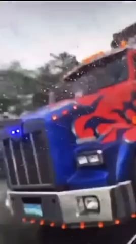 Transformers Prime Funny, Transformers Memes, Transformers Funny, Funny Prank Videos, Instagram Funny, Optimus Prime, Funny Video Memes, Some Funny Jokes, Some Funny Videos