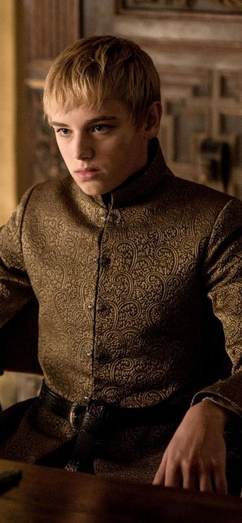 King Tommen, Tommen Baratheon, Dean Charles Chapman, Game Of Thrones Series, Game Of Thrones Tv, Got Characters, Gra O Tron, Games Of Thrones, Concept Clothing