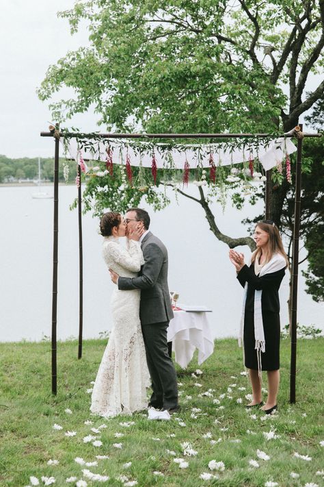 DIY Wedding Decorations: Handmade Chuppah Bride Jumpsuit, Wedding Chuppah, Fall Wedding Bouquet, Bride Head, Diy Wedding Table, Wedding Decorations Ideas, Wedding Notes, Shelter Island, Fall Wedding Bouquets