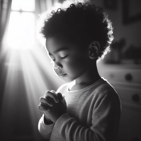 Blesses.., pray prayer! ! ! Prayer Background Images, Praying Reference, Praying Photography, Praying Images, Prayer Photography, People Praying, Prayer Photos, Nice Background, Jesus Videos