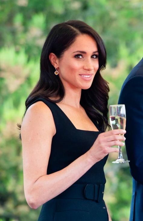 Meghan Markle Jewelry, Meghan Markle Hair, Meghan Markle Fashion, Jo Malone Pomegranate Noir, Estilo Meghan Markle, Pomegranate Noir, Megan Markel, Meghan Markel, Meghan Markle Photos