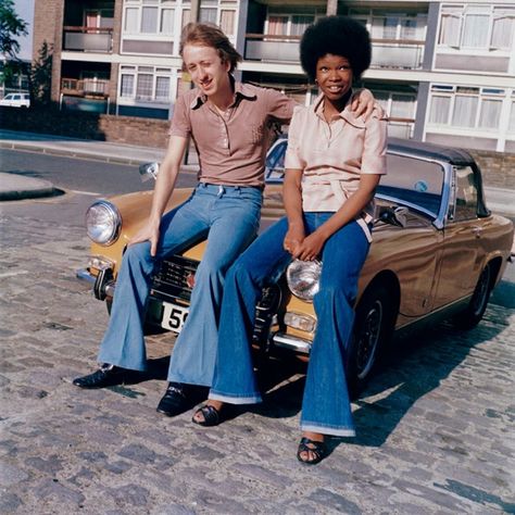 ABP2958 Casual 70s Outfits, 60s 70s Fashion, 70s Outfits, Old London, 1970s Fashion, Black Power, East London, 70s Fashion, Fashion History