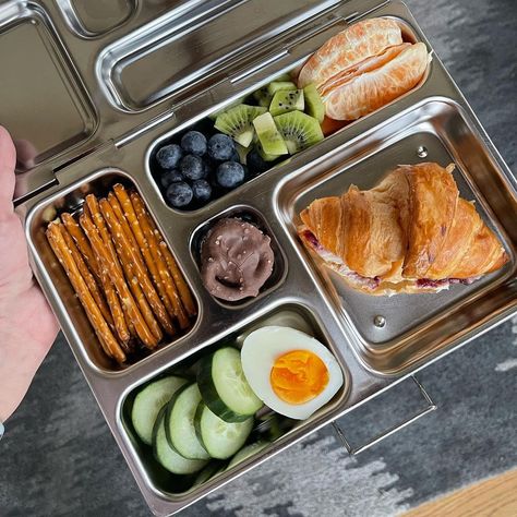 Healthy School Lunches, Eat Lunch, Pack Lunch, Kids Lunchbox, Bento Box Lunch, Recipe For Mom, Toddler Meals, School Lunch, Bento Box