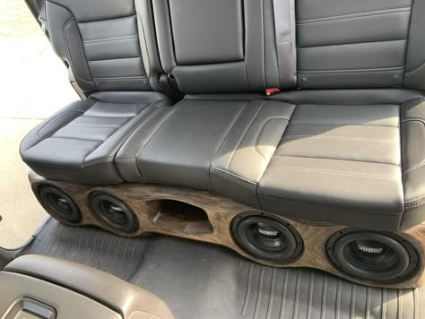 Car Speaker Box Design, Car Audio Ideas, Truck Subwoofer Box, Truck Audio System, Truck Speakers, Stereo Idea, Custom Subwoofer Box, Chevy Silverado Accessories, Truck Audio