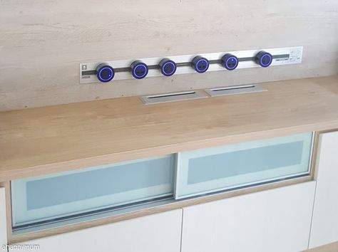 Kitchen island power outlet