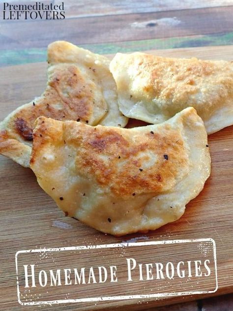 This traditional Homemade Pierogies recipe is easy to make for get togethers or a family meal. They are also a delicious way to use up leftover potatoes. Perfect side dish potato recipe for dinner! Pierogies Recipe, Homemade Pierogies, Potatoe Dinner Recipes, Perogies Recipe, Pierogi Recipe, Leftover Potatoes, Recipe For Dinner, Ukrainian Recipes, Potato Recipe