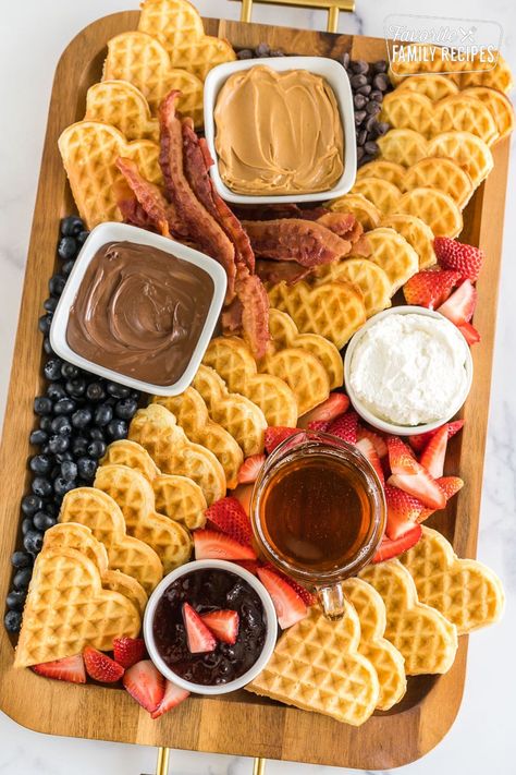 Set up a DIY breakfast charcuterie board with these step by step instructions. This project is perfect for a party and is sure to impress. #breakfast #breakfastcharcuterieboard #charcuterieboard #brunch #waffles Charcuterie Breakfast Board, Waffle Charcuterie Board, Charcuterie Breakfast, Best Charcuterie Board Ideas, Best Charcuterie Board, Breakfast Charcuterie Board, Breakfast Charcuterie, Waffle Breakfast, Breakfast Coffee Cake