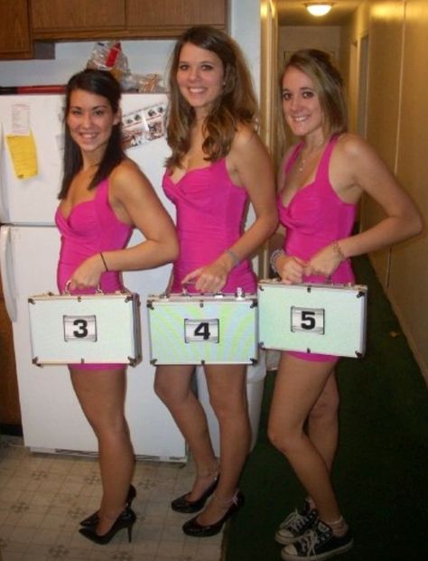 Deal or No Deal Halloween Costume! Have yet to beat this idea. <3 Deal Or No Deal Halloween Costumes, The Bachelorette Halloween Costume, Deal Or No Deal Costume, Diy Halloween Costume Ideas, College Halloween Party, College Costumes, Deal Or No Deal, Halloween Party Snacks, College Halloween