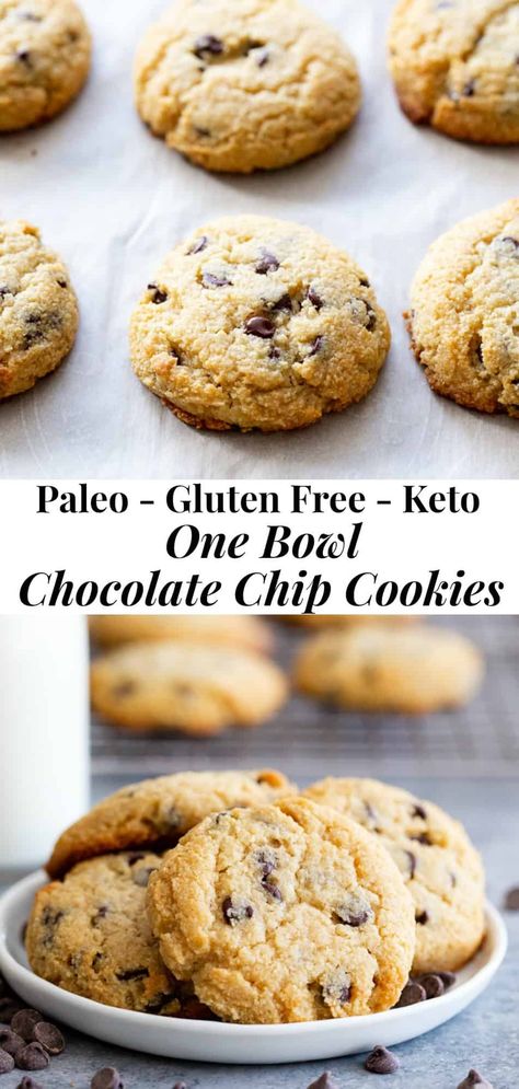 These paleo and keto chocolate chip cookies have a crisp outside and soft inside and classic chocolate chip cookie flavor!  They come together in one bowl so they’re perfect to bake for a last minute treat.  Dairy free, gluten free, paleo, low carb. #paleo #keto #glutenfree Galletas Keto, Postre Keto, Keto Chocolate Chip Cookies, Keto Chocolate Chips, Keto Brownies, Low Carb Cookies, Low Carb Sweets, Keto Chocolate, Keto Cheesecake