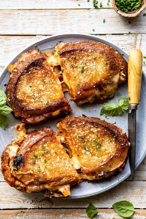 Dinner Ideas Homemade, Kimchi Grilled Cheese Sandwich, Kimchi Grilled Cheese, Half Baked Harvest Recipes, Harvest Recipes, Recipes Summer, Half Baked, Food Cookies, Half Baked Harvest