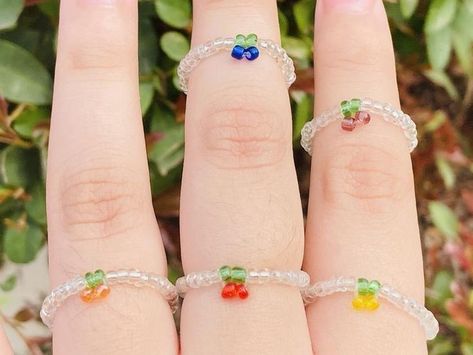 Cherry Rings, Ring Aesthetic, Diy Beaded Rings, Mushroom Jewelry, Bracelets Handmade Diy, Diy Jewlery, Beading Jewelery, Beaded Necklace Diy, Diy Bracelet Designs