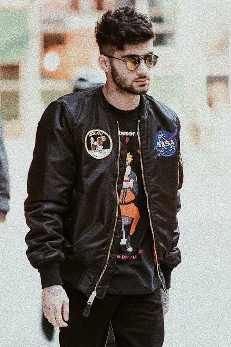 Zayn Malik💜💙💚💛🧡❤💋 Shirt Hair, Hair Fashion, Zayn Malik, Fashion Black, Black Shirt, Hair, Black