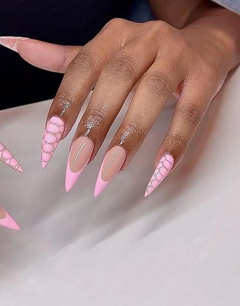 55 Best Fall Gel Nails to Inspire You Nagel Tips, Almond Shape Nails, Nail Forms, Stick On Nails, Nailed It, Dope Nails, Valentine's Day Nails, Artificial Nails, Nail Accessories