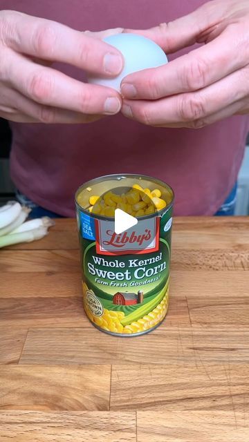 Corn Pizza Recipe, Corn Snacks Recipes, Recipes Using Canned Corn, Street Corn Pizza, Quick Snacks Easy, Stovetop Meals, Stovetop Pizza, Lite Snacks, Easy Corn Recipes