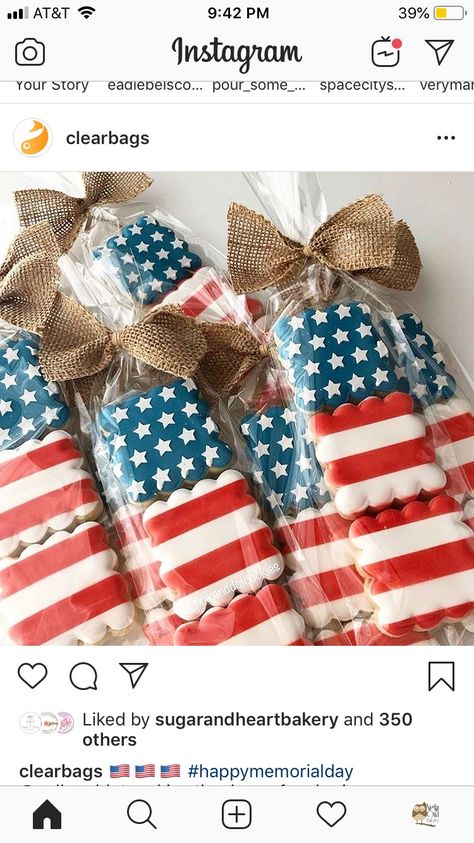 Patriotic Cookies Decorated, Memorial Day Sugar Cookies, Dot Cookies, Photo Cookies, Promotion Celebration, Royal Cookies, American Cookies, Patriotic Cookies, Flooding Cookies