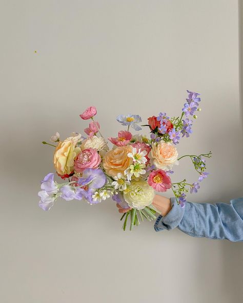 bouquet of my freakin’ dreams!! Whimsical Flower Bouquet Wedding, Ethereal Wedding Bouquet, Colorful Wildflower Bouquet, Fairytale Wedding Bouquet, Small Wildflower Bouquet, Minimalistic Bouquet, Courthouse Bouquet, Pastel Flower Wedding, Wild Flower Wedding Bouquet