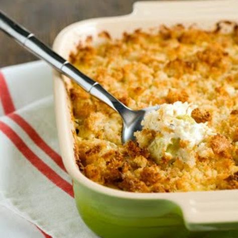 Chicken Divan Casserole Paula Deen, Chicken Divan Recipe Paula Deen, Paula Deen Chicken Recipes, Crockpot Chicken Divan Recipe, Chicken Divan Paula Deen, Slow Cooker Chicken Divan, Chicken Divan Recipe With Curry, Paula Deen Chicken Divan, Paula Deen Chicken Casserole