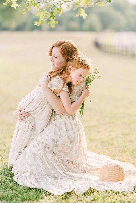 Mary Ann Craddock Photography | Atlanta, GA Family Session Feature - The Motherhood Anthology Motherhood Portraits, Ballet Studio, Atlanta Photography, H.e.r Aesthetic, Aesthetic Eyes, Mary Ann, Family Photo Sessions, Family Session, Atlanta Ga